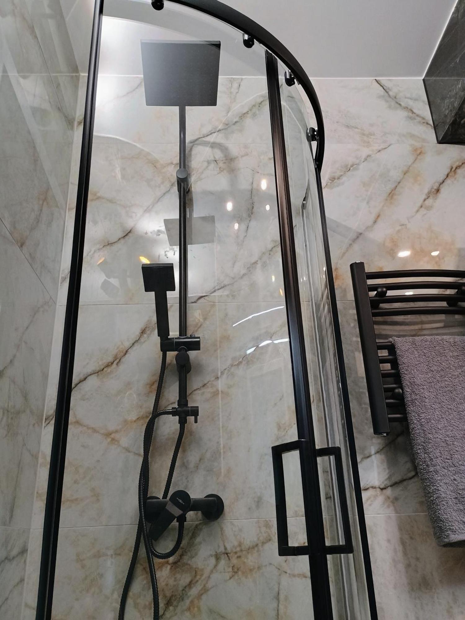 Apartament Em 克罗斯诺 外观 照片